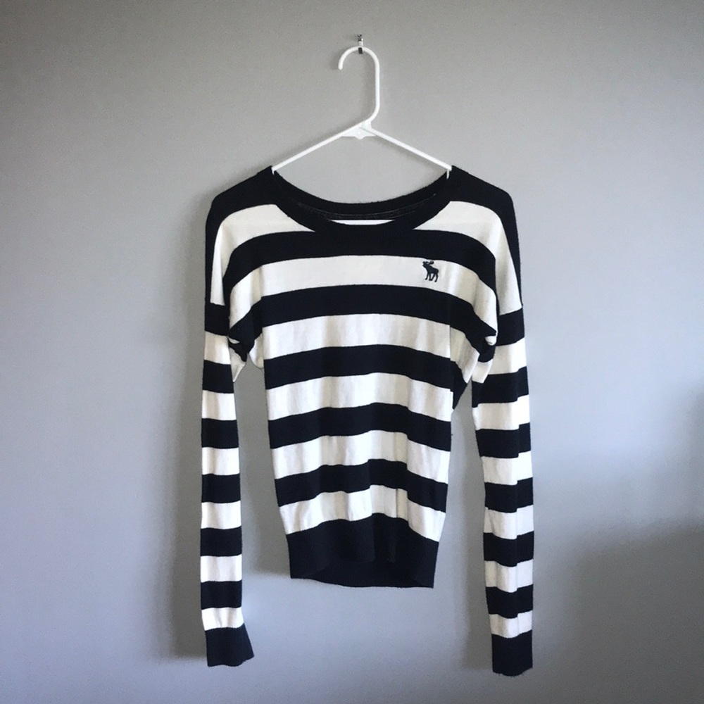 Abercrombie & Fitch Sweater